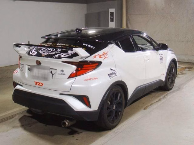 TOYOTA C-HR