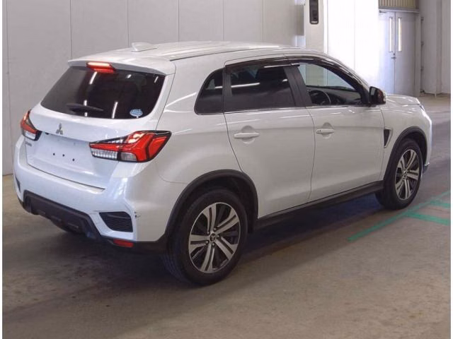 MITSUBISHI RVR