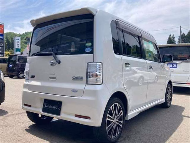 DAIHATSU MOVE CONTE