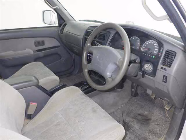 TOYOTA HILUX SURF