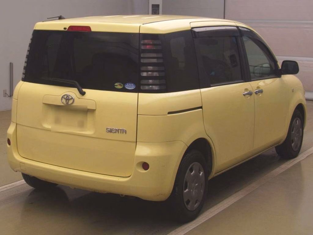 TOYOTA SIENTA