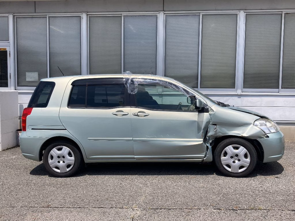 TOYOTA RAUM