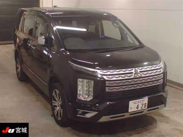 MITSUBISHI DELICA D:5