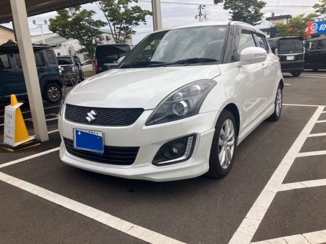 SUZUKI SWIFT