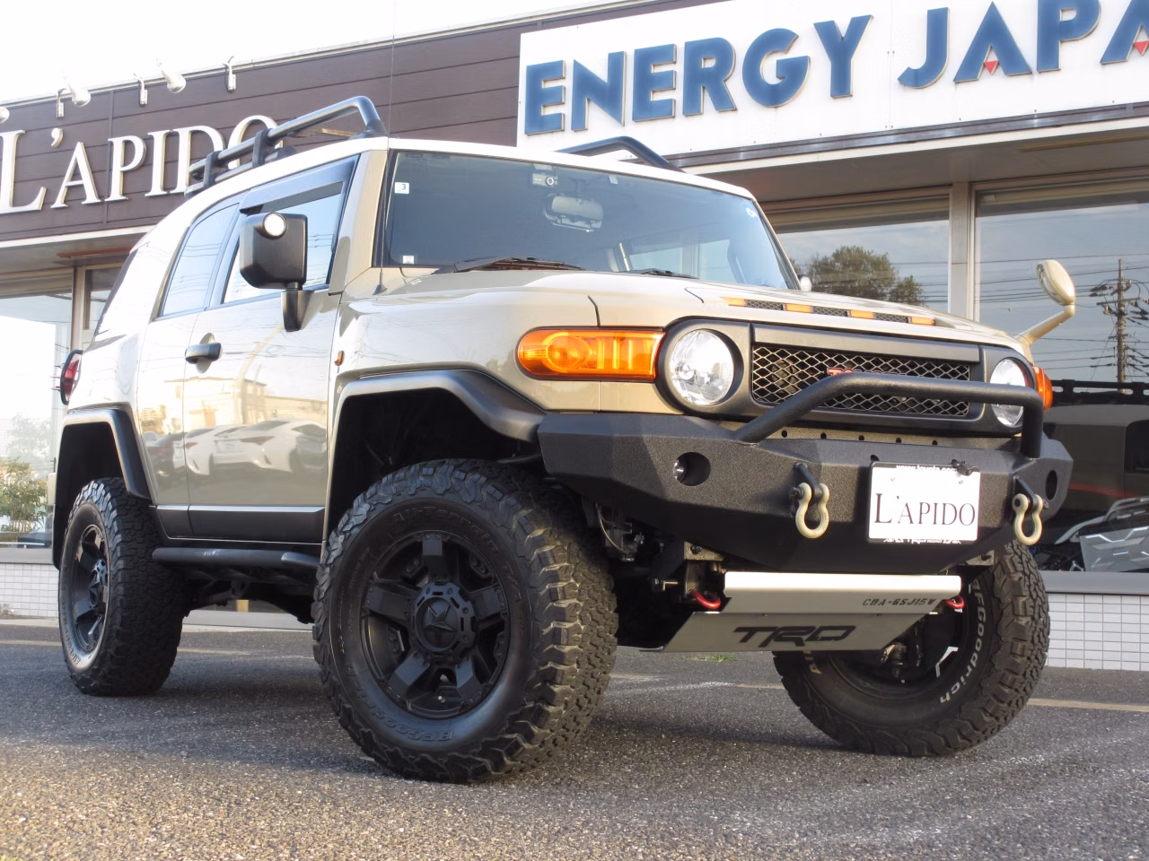 TOYOTA FJ CRUISER