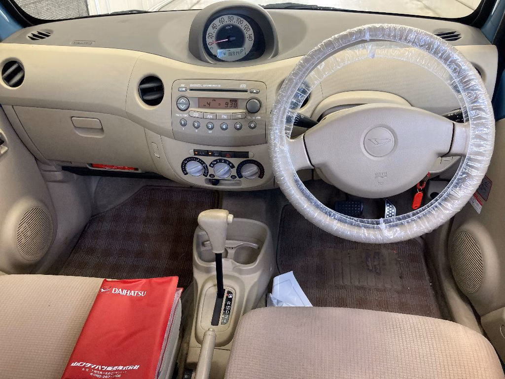 DAIHATSU ESSE
