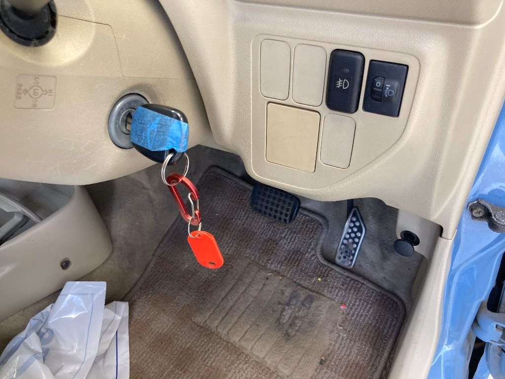 DAIHATSU ESSE