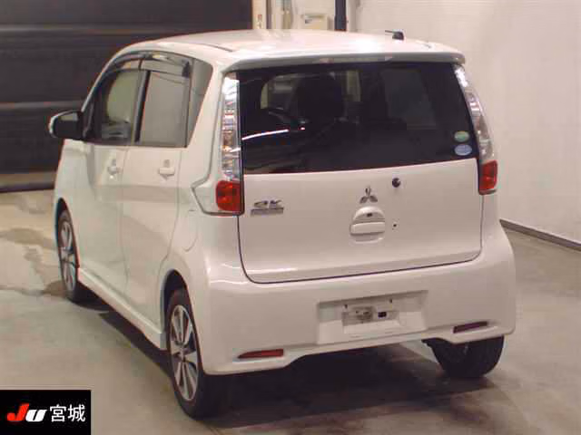 MITSUBISHI EK CUSTOM