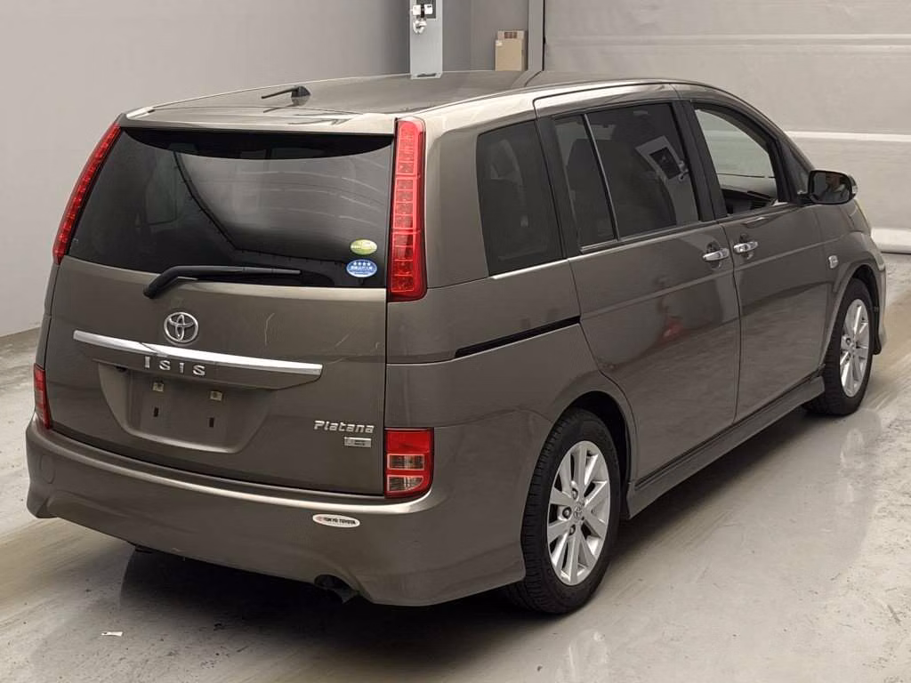 TOYOTA ISIS