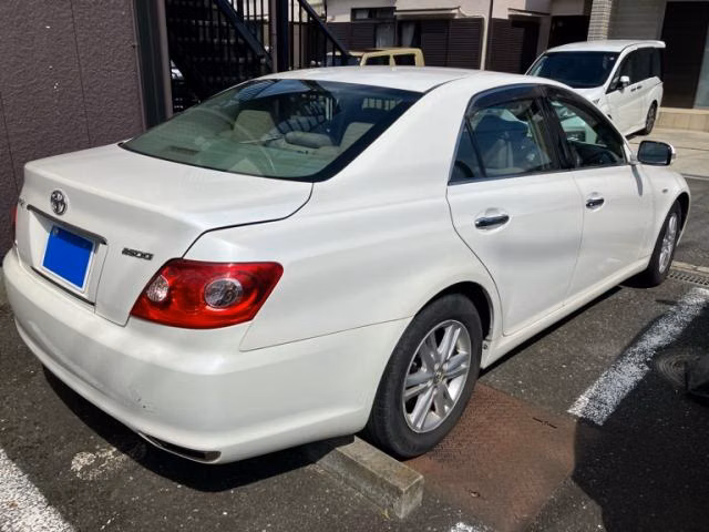 TOYOTA MARK X