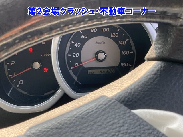 TOYOTA HILUX SURF
