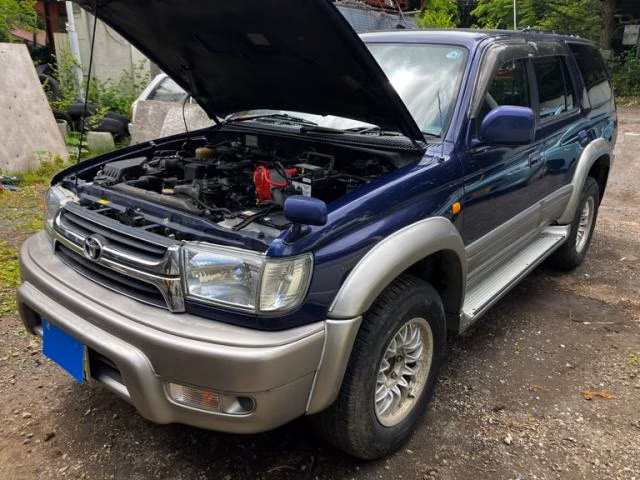 TOYOTA HILUX SURF