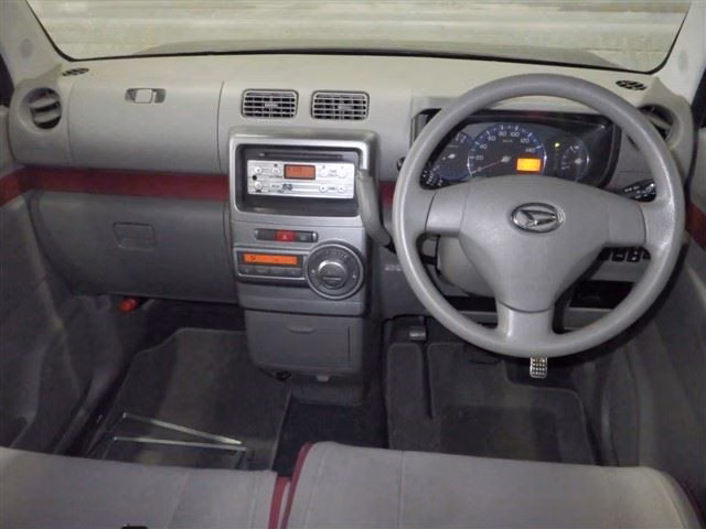 DAIHATSU MOVE CONTE