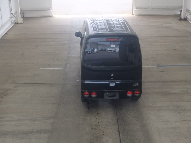 MITSUBISHI TOWN BOX