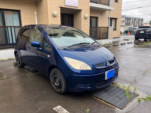 MITSUBISHI COLT
