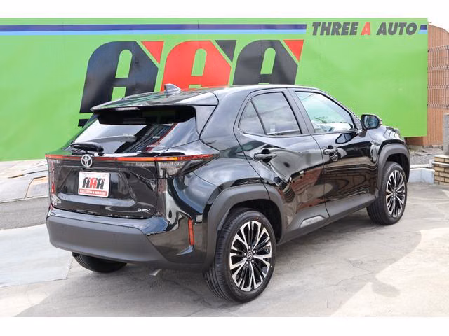 TOYOTA YARIS CROSS