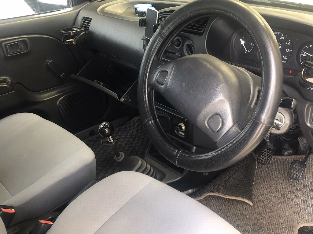 DAIHATSU MIRA
