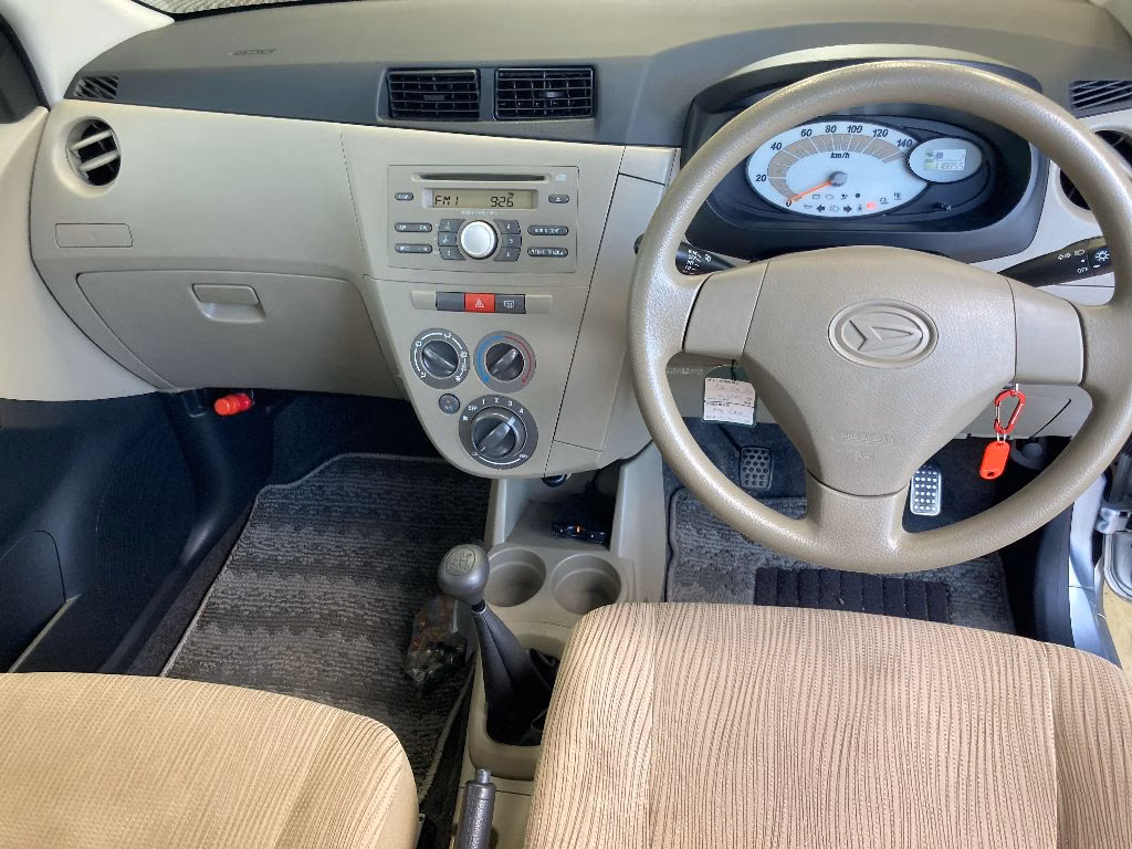 DAIHATSU MIRA