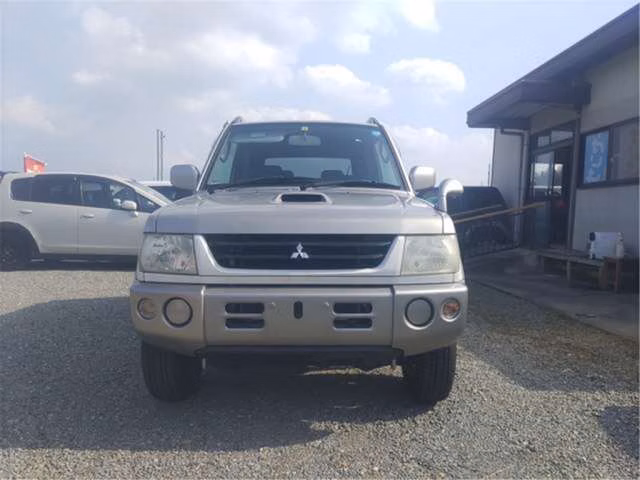 MITSUBISHI PAJERO MINI