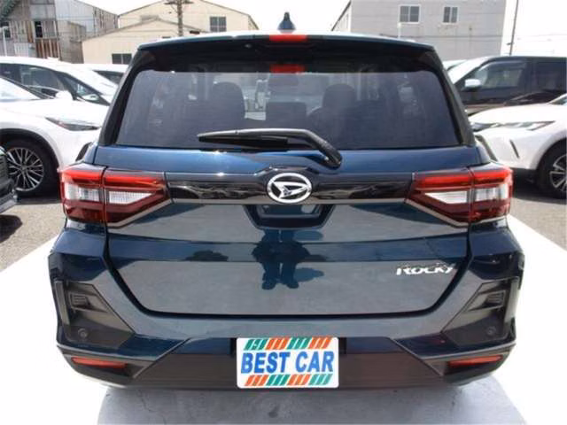 DAIHATSU ROCKY