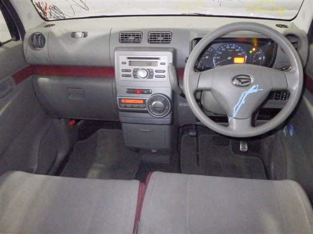 DAIHATSU MOVE CONTE