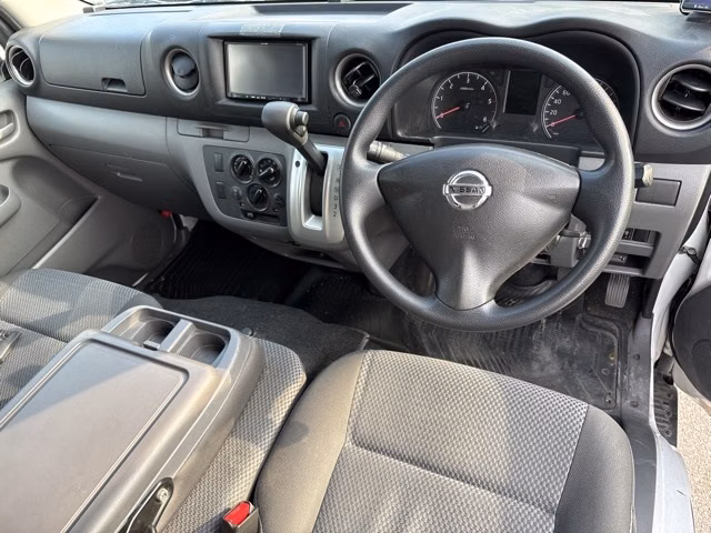 NISSAN NV350 CARAVAN