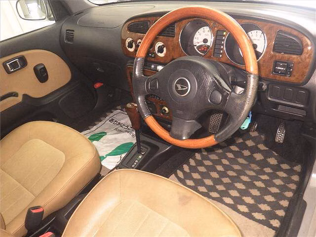 DAIHATSU MIRA GINO