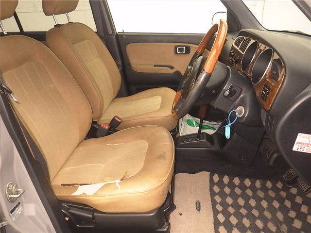 DAIHATSU MIRA GINO
