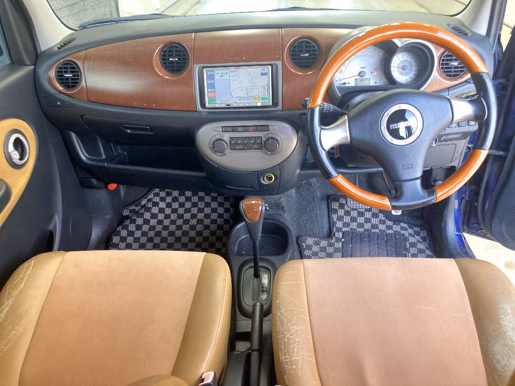 DAIHATSU MIRA GINO