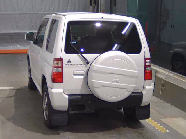 MITSUBISHI PAJERO MINI