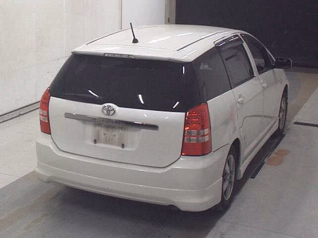 TOYOTA WISH