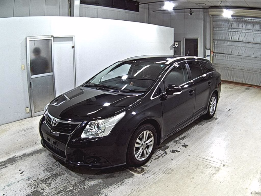 TOYOTA AVENSIS