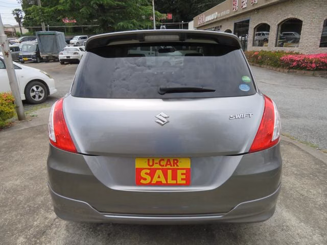 SUZUKI SWIFT