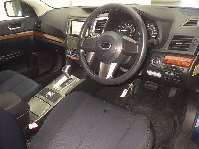 SUBARU LEGACY