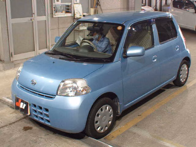 DAIHATSU ESSE