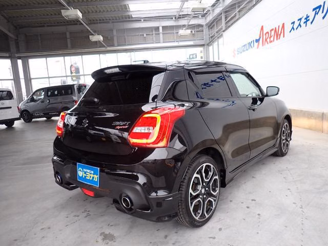 SUZUKI SWIFT