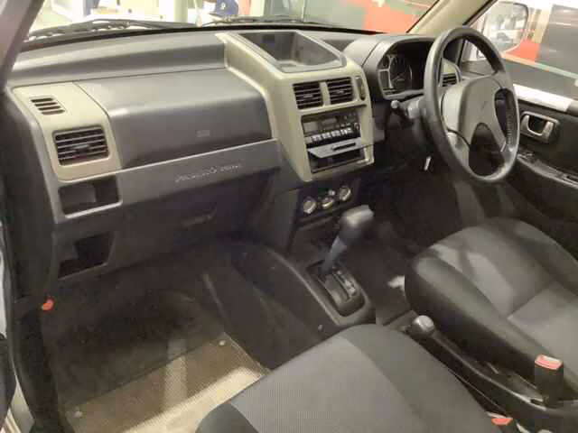 MITSUBISHI PAJERO MINI