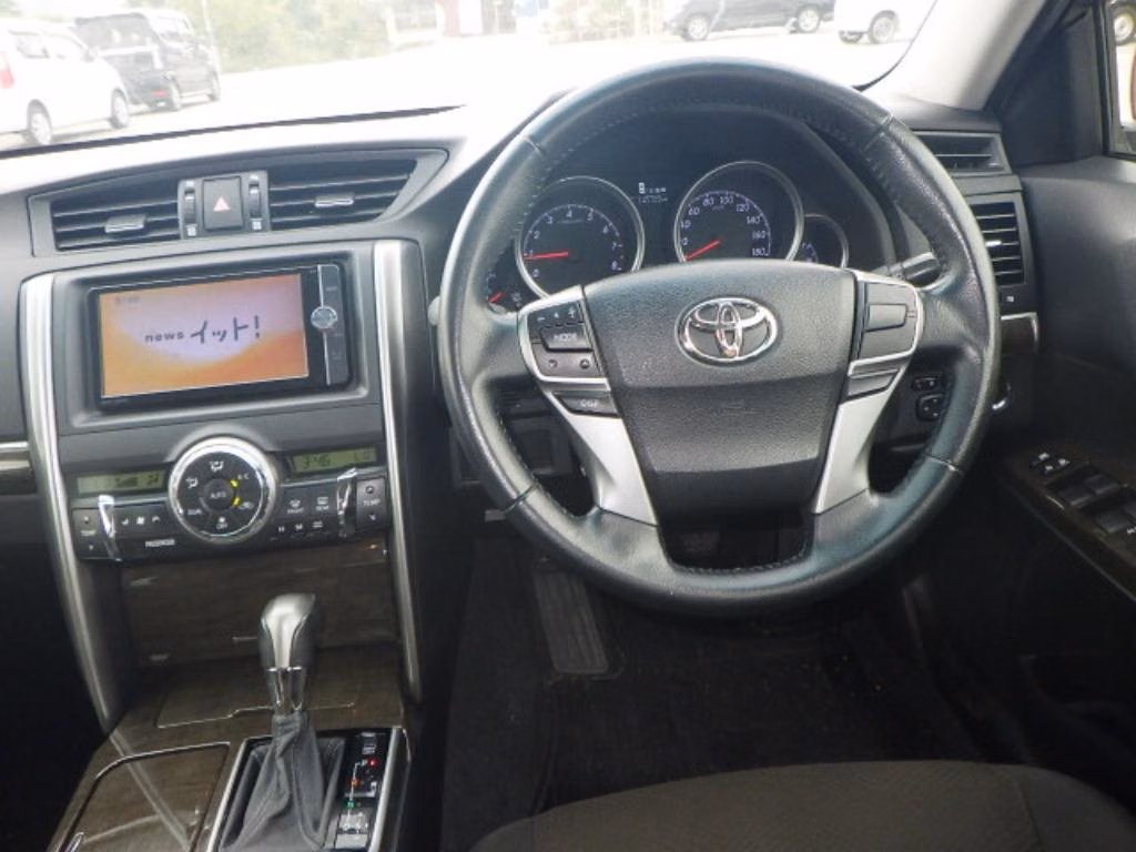 TOYOTA MARK X