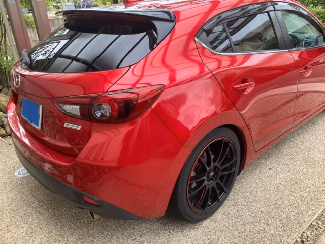 MAZDA AXELA