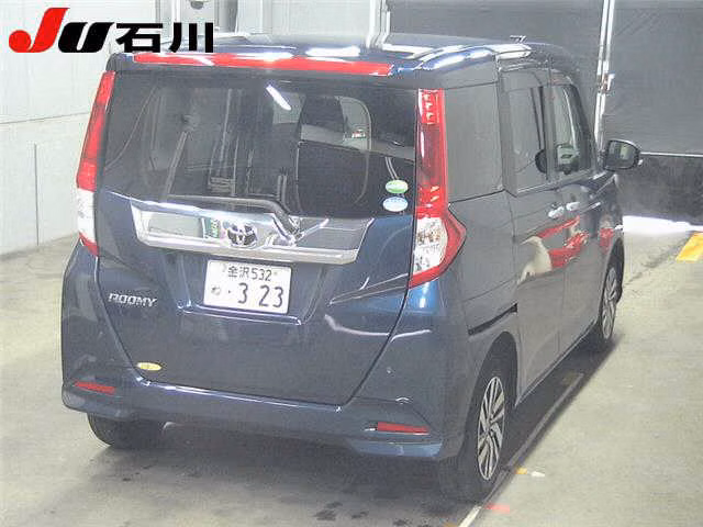 TOYOTA ROOMY