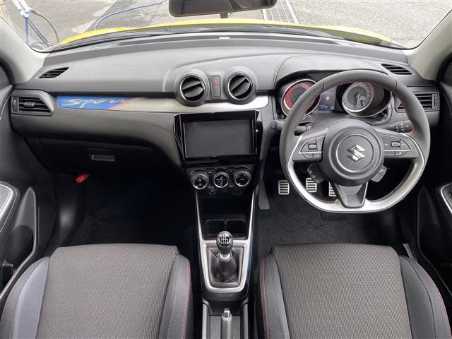SUZUKI SWIFT