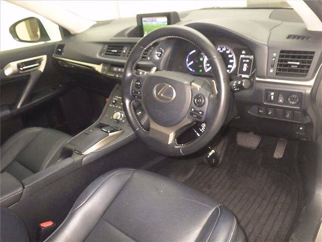 LEXUS CT200H