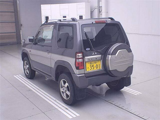 MITSUBISHI PAJERO MINI
