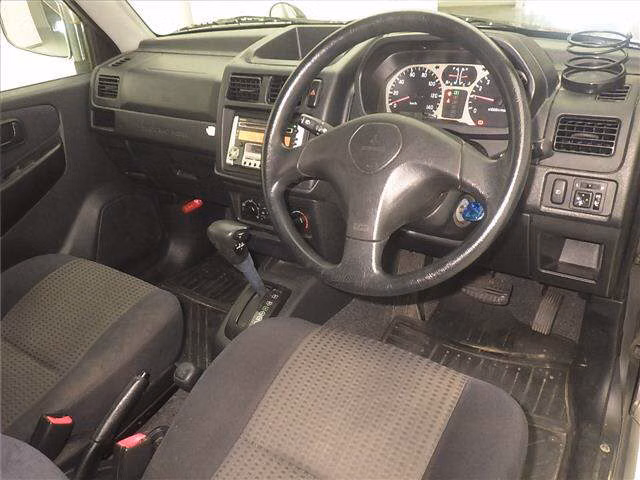 MITSUBISHI PAJERO MINI