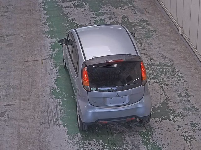 MITSUBISHI I