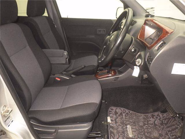 DAIHATSU TERIOS KID