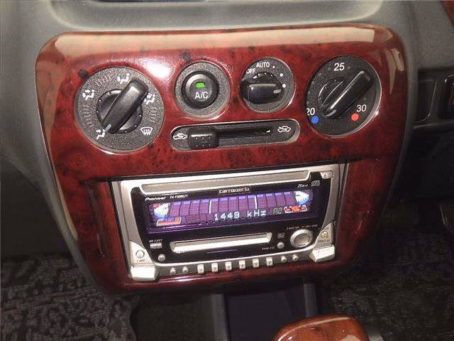 DAIHATSU TERIOS KID