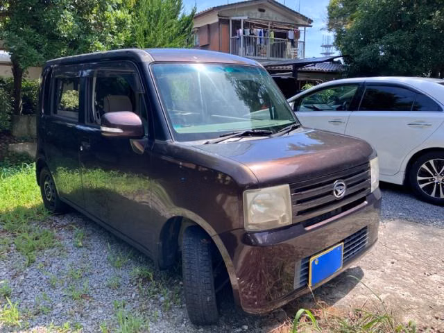 DAIHATSU MOVE CONTE