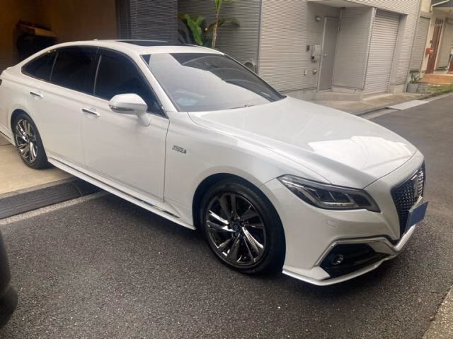 TOYOTA CROWN