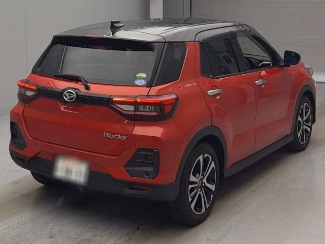 DAIHATSU ROCKY